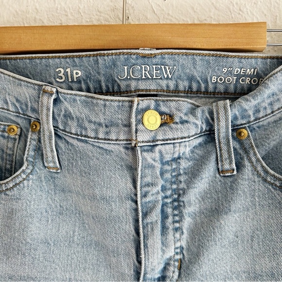 JCREW 9" Demi-Boot Crop Jeans Sz 31P Raw Hem Light Wash - Picture 4 of 7